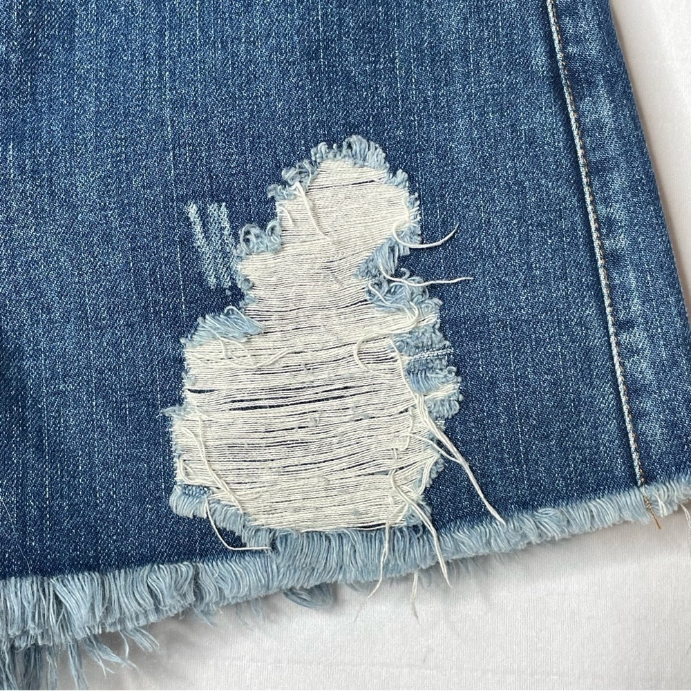 QIU & Yi distress high waist jeans shorts - Picture 4 of 6